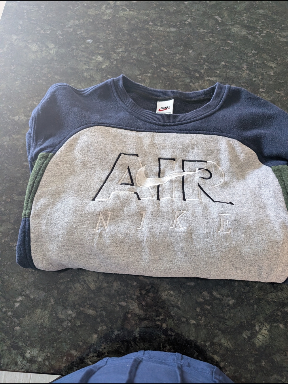Nike Men’s Crewneck Sweatshirt - Gray & Navy
